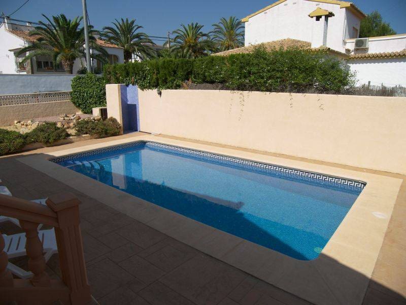 3 soveværelse Villa til salg i Calpe / Calp med swimmingpool garage - € 475.000 (Ref: 2071386)
