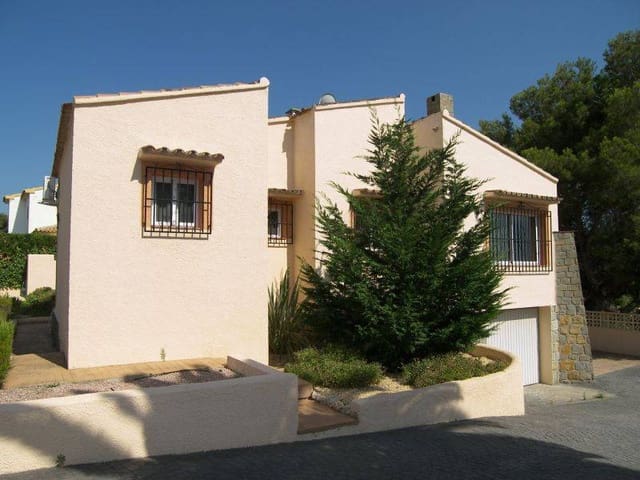 3 bedroom Villa for sale in Cometa - Carrió, Calpe / Calp with pool garage - € 475,000 (Ref: 2071386)