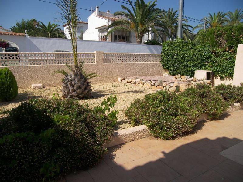 3 soveværelse Villa til salg i Calpe / Calp med swimmingpool garage - € 475.000 (Ref: 2071386)