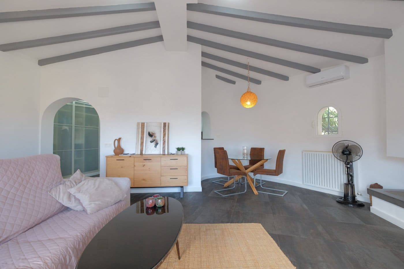 6 sypialnia Willa na sprzedaż w Calpe / Calp z basenem garażem - 845 000 € (Ref: 7099439)