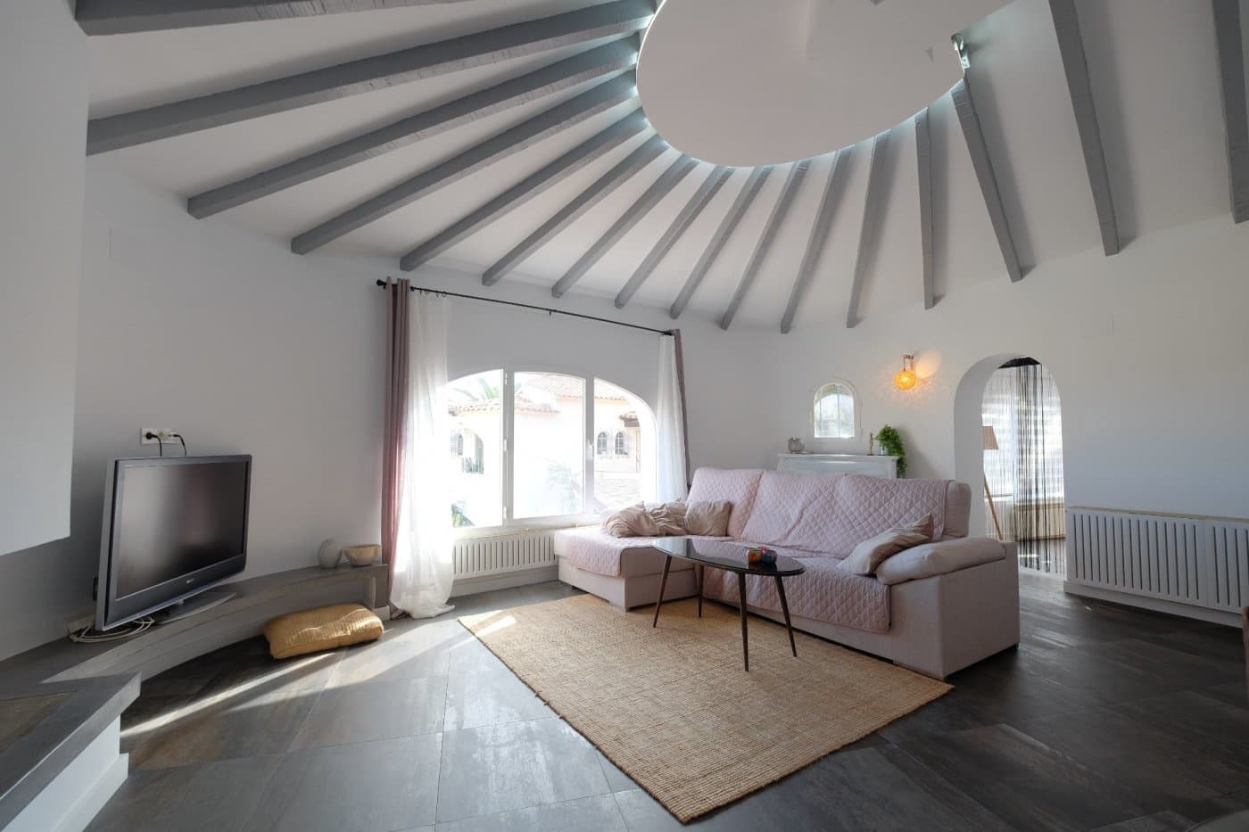 6 sypialnia Willa na sprzedaż w Calpe / Calp z basenem garażem - 845 000 € (Ref: 7099439)