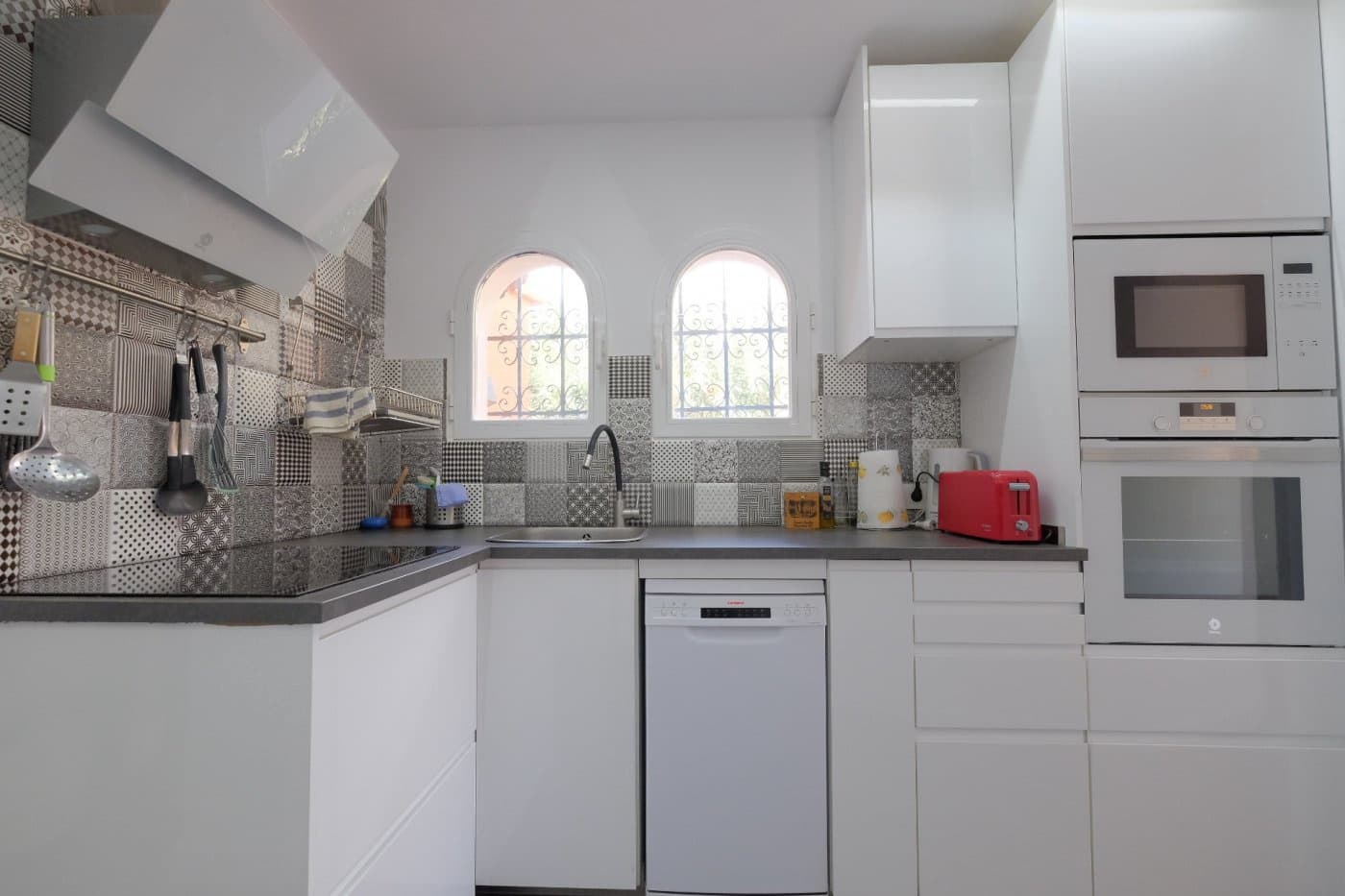 6 sypialnia Willa na sprzedaż w Calpe / Calp z basenem garażem - 845 000 € (Ref: 7099439)