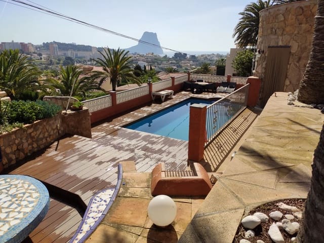 6 sypialnia Willa na sprzedaż w Canuta, Calpe / Calp z basenem garażem - 845 000 € (Ref: 7099439)