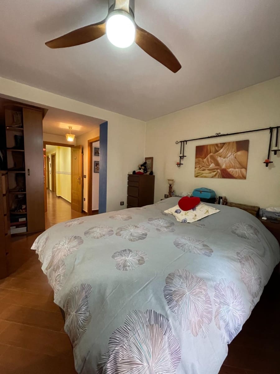 4 bedroom Flat for sale in Calpe / Calp - € 325,000 (Ref: 7617069)