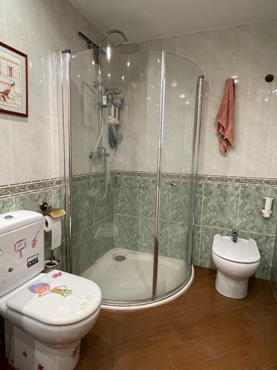 4 bedroom Flat for sale in Calpe / Calp - € 325,000 (Ref: 7617069)