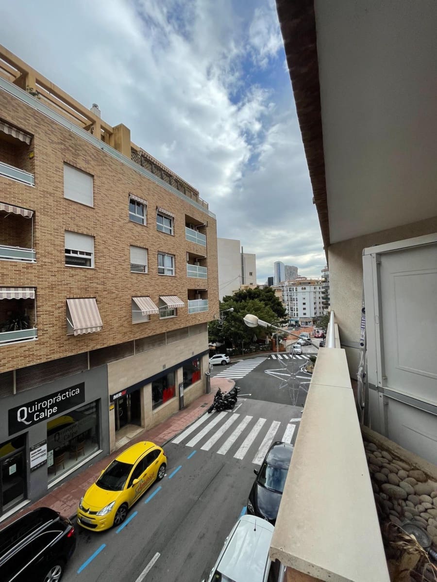 4 bedroom Flat for sale in Calpe / Calp - € 325,000 (Ref: 7617069)