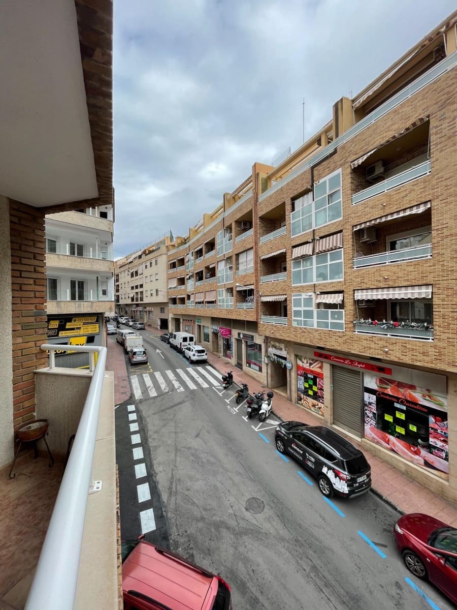 4 bedroom Flat for sale in Calpe / Calp - € 325,000 (Ref: 7617069)