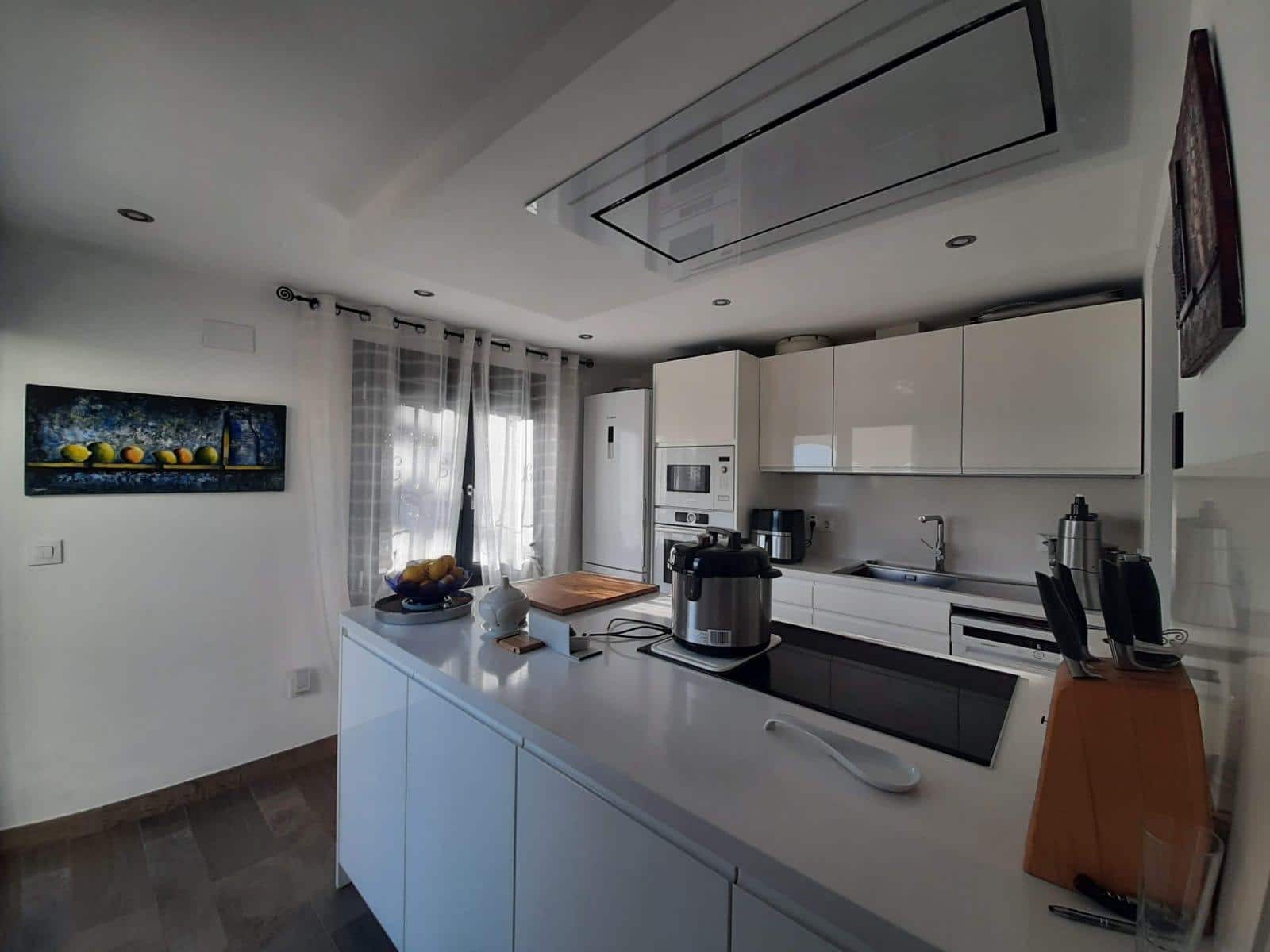 4 makuuhuone Huvila myytävänä paikassa Calpe / Calp mukana uima-altaan - 580 000 € (Ref: 8090851)