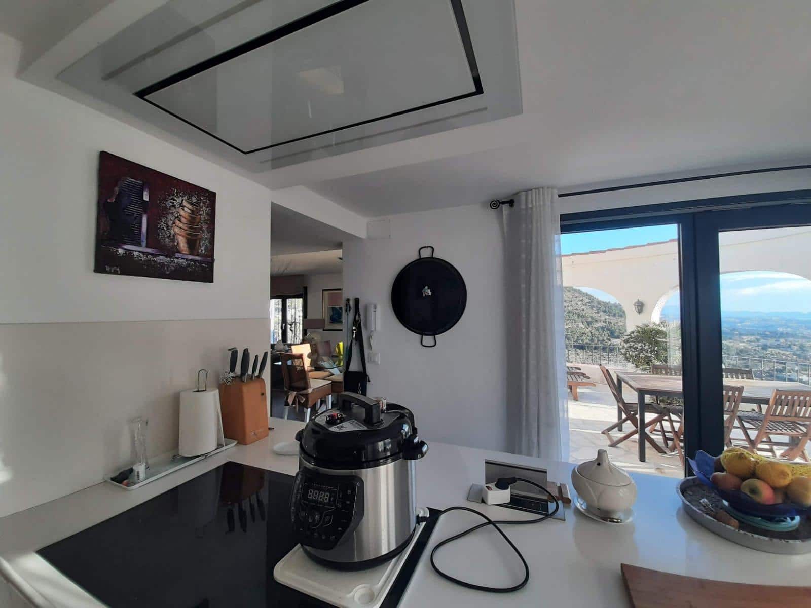 4 makuuhuone Huvila myytävänä paikassa Calpe / Calp mukana uima-altaan - 580 000 € (Ref: 8090851)