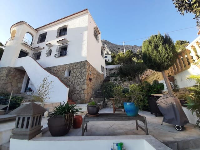 4 makuuhuone Huvila myytävänä paikassa Maryvilla, Calpe / Calp mukana uima-altaan - 580 000 € (Ref: 8090851)