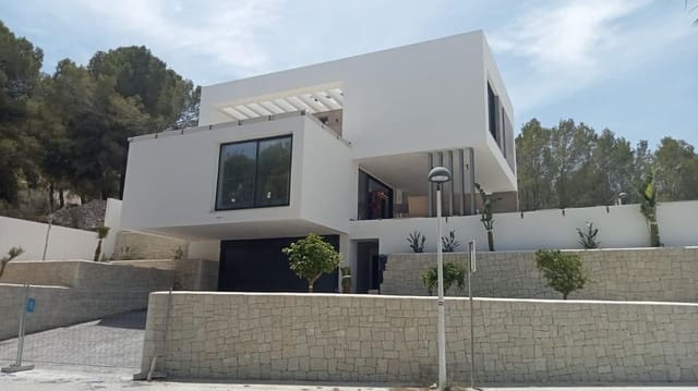 4 sypialnia Willa na sprzedaż w Moraira, Teulada-Moraira z basenem garażem - 1 585 000 € (Ref: 8331645)
