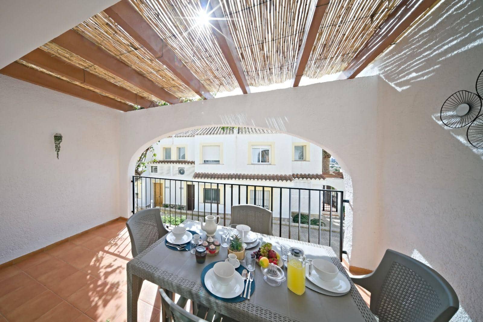 2 soverom Rekkehus til salgs i Calpe / Calp med svømmebasseng - € 223 000 (Ref: 8544869)