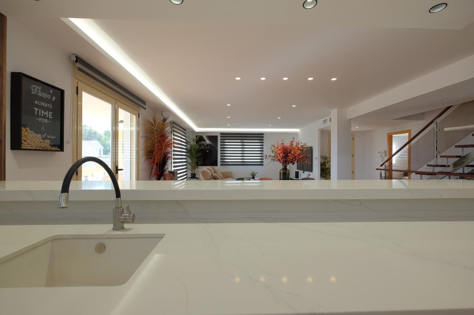 6 quarto Moradia para venda em Calpe / Calp com piscina garagem - 1 150 000 € (Ref: 8677947)