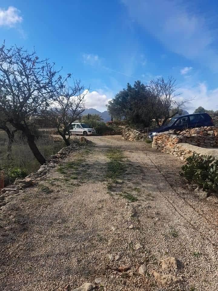 3 bedroom Finca/Country House for sale in Lliber - € 199,000 (Ref: 8689115)