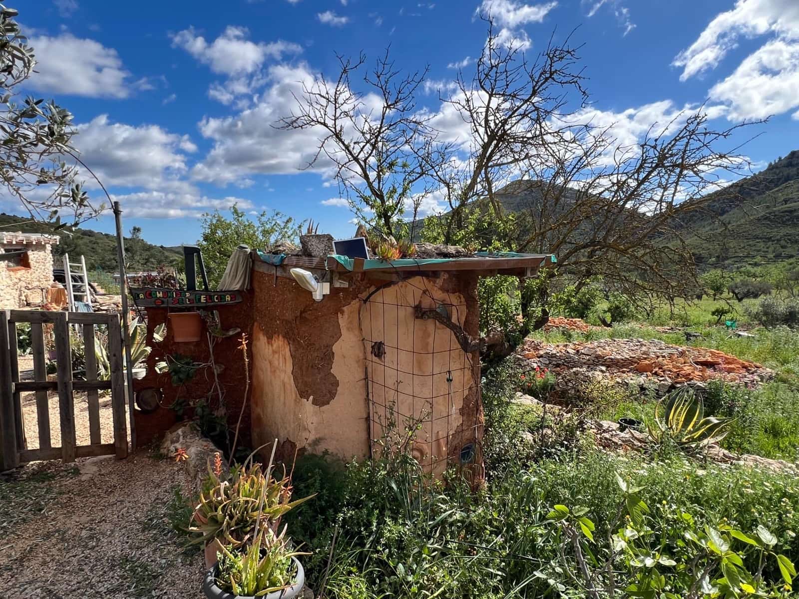 3 bedroom Finca/Country House for sale in Lliber - € 199,000 (Ref: 8689115)