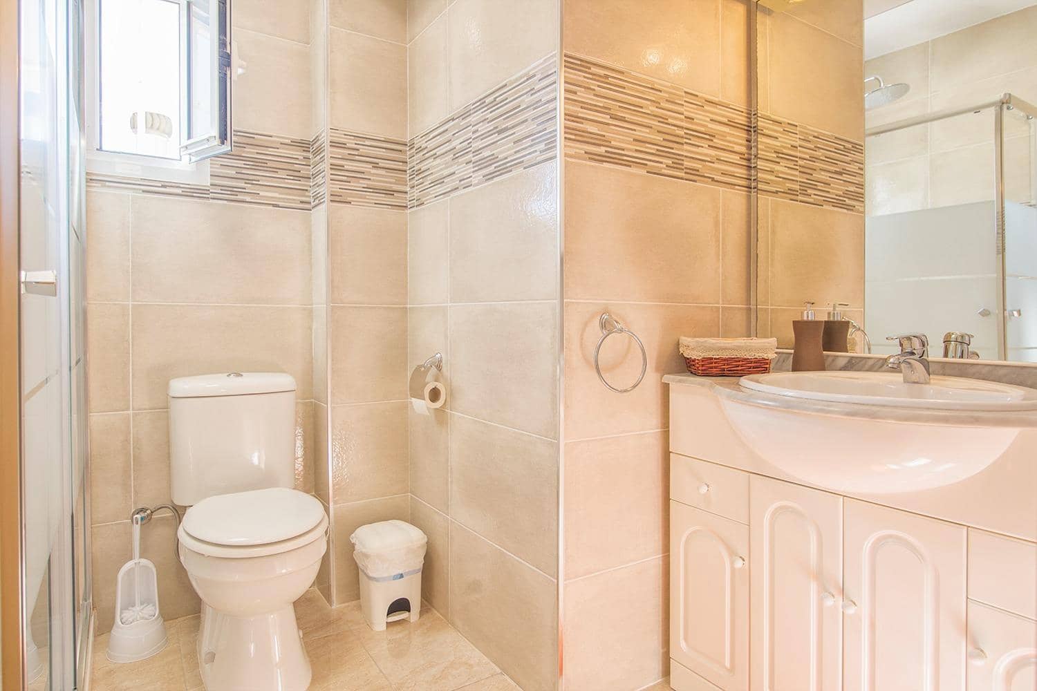 2 sovrum Lägenhet till salu i Calpe / Calp med garage - 270 000 € (Ref: 9778970)