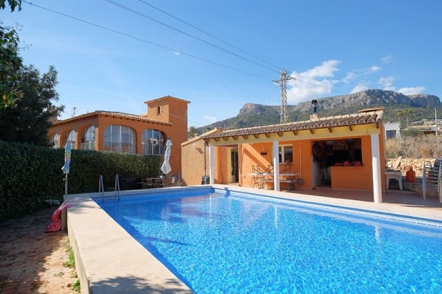 9 slaapkamer Villa te koop in Calpe / Calp met zwembad - € 1.190.000 (Ref: 9780601)