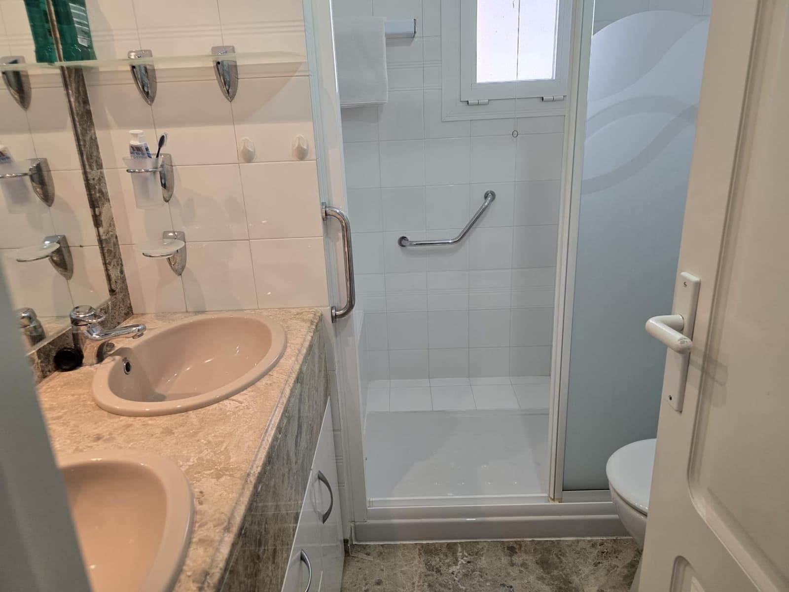 2 sovrum Lägenhet till salu i Calpe / Calp med pool - 460 000 € (Ref: 9788436)