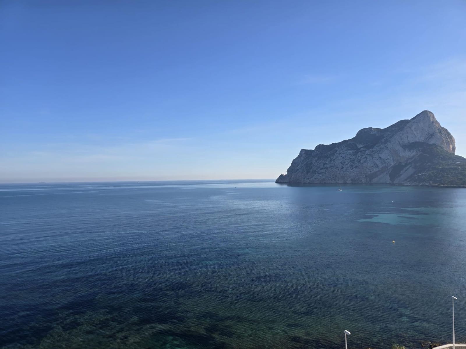 2 sovrum Lägenhet till salu i Calpe / Calp med pool - 460 000 € (Ref: 9788436)