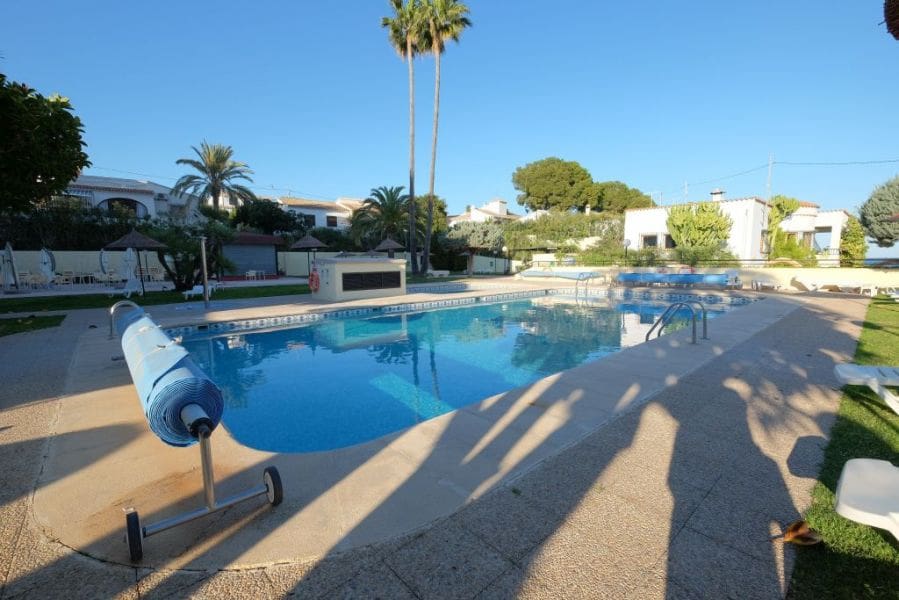Studio zu verkaufen in Calpe / Calp mit Pool Garage - 115.000 € (Ref: 9860138)