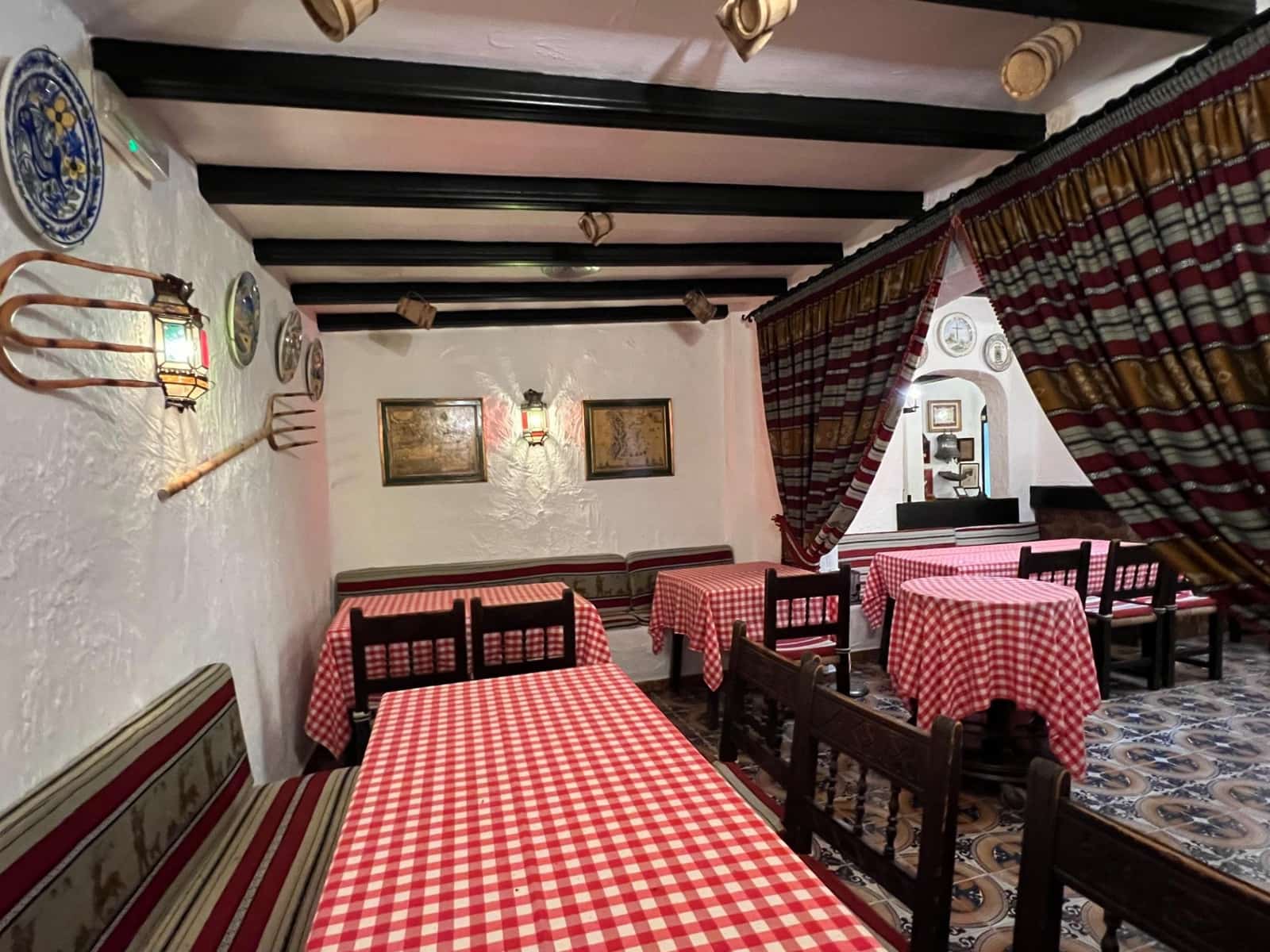 Bedrift til salgs i Calpe / Calp - € 1 200 000 (Ref: 9947961)