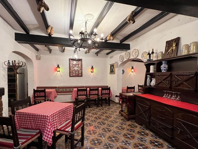 Bedrift til salgs i Calpe / Calp - € 1 200 000 (Ref: 9947961)