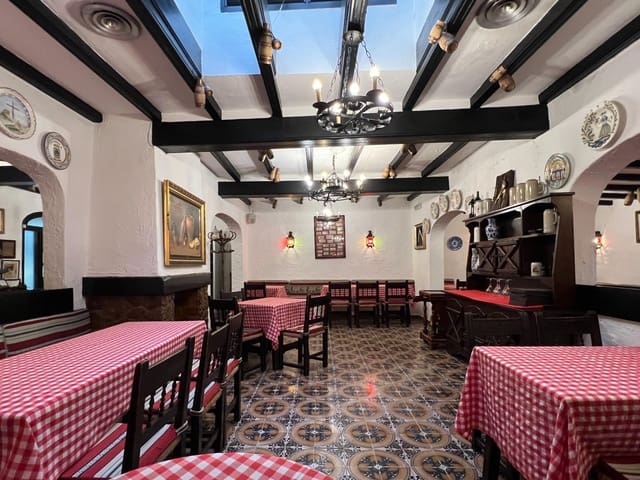 Bedrift til salgs i Calpe / Calp - € 1 200 000 (Ref: 9947961)