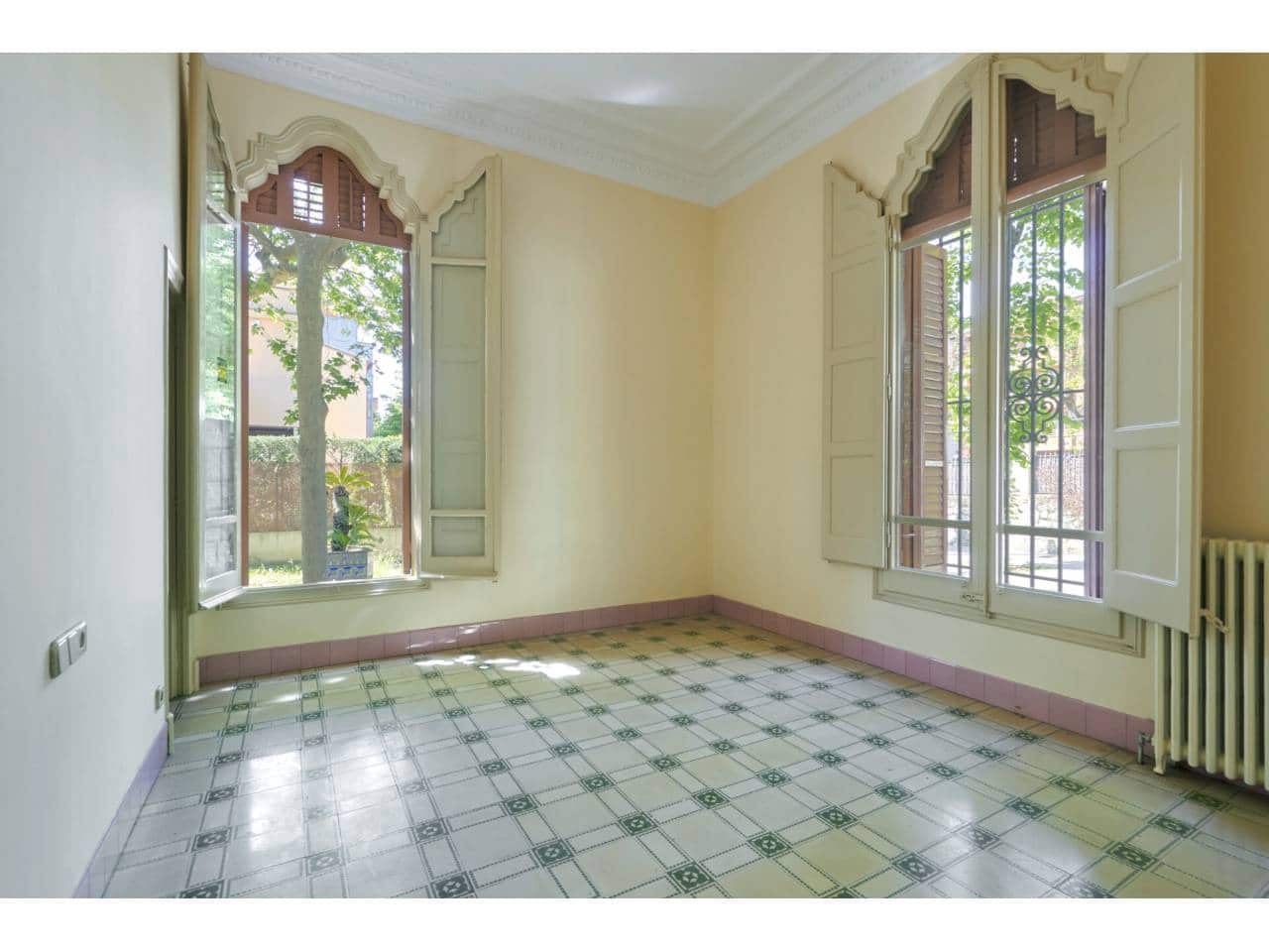 8 soveværelse Villa til salg i Cardedeu - € 993.000 (Ref: 8900719)