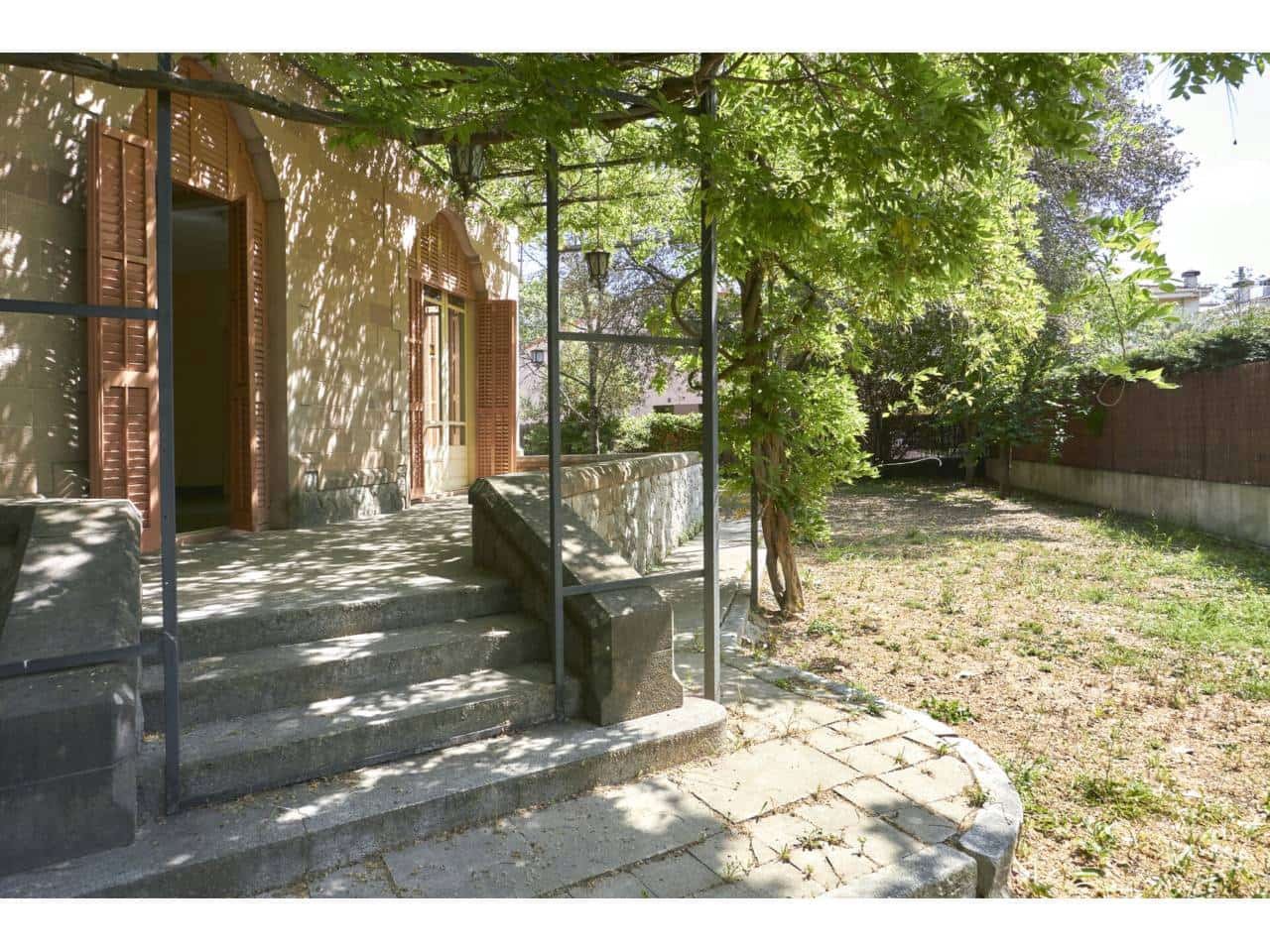 8 soveværelse Villa til salg i Cardedeu - € 993.000 (Ref: 8900719)