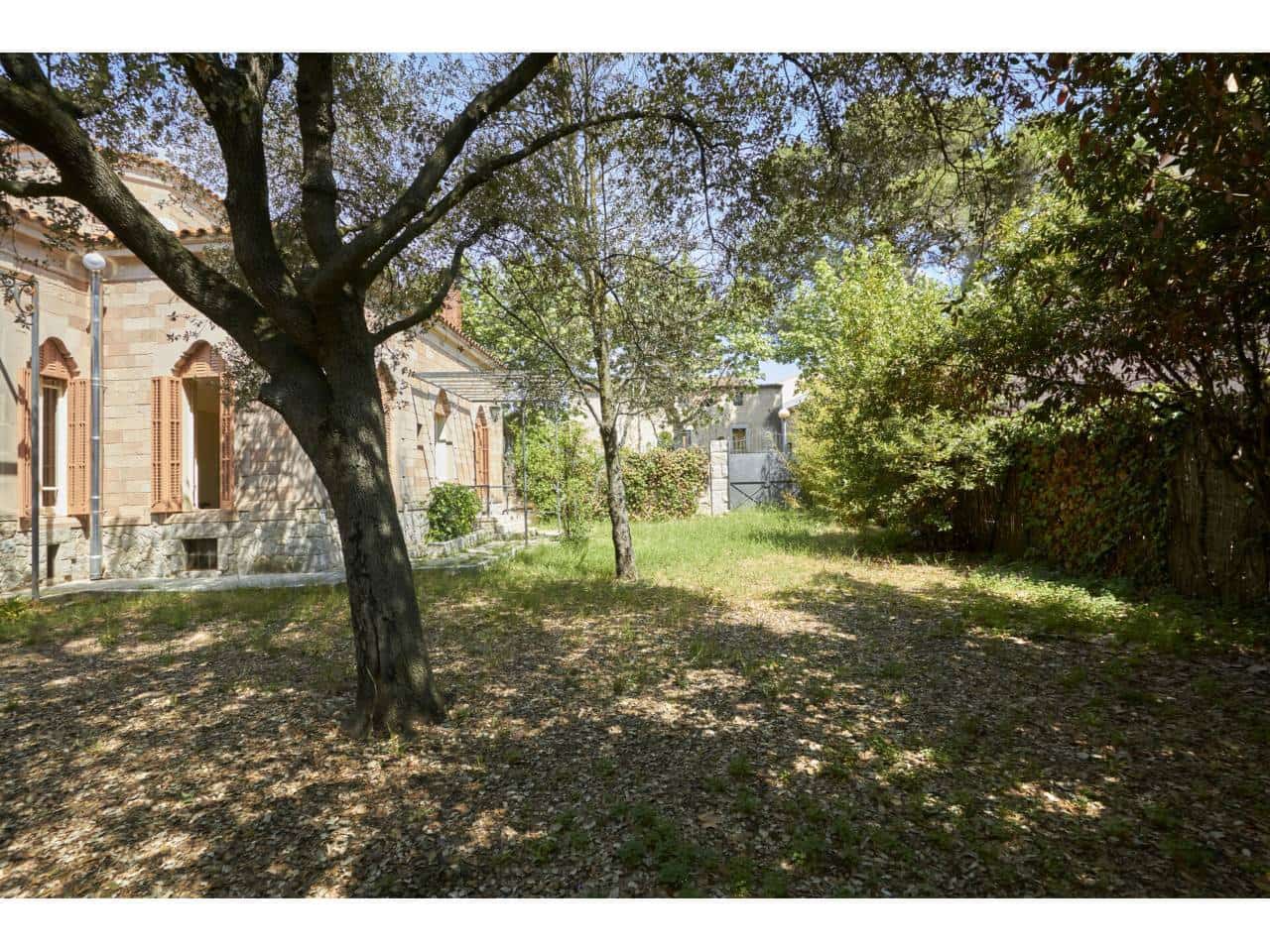 8 soveværelse Villa til salg i Cardedeu - € 993.000 (Ref: 8900719)