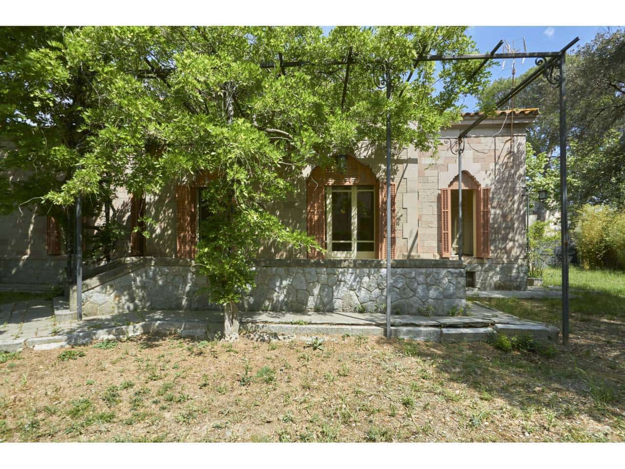 8 soveværelse Villa til salg i Cardedeu - € 993.000 (Ref: 8900719)