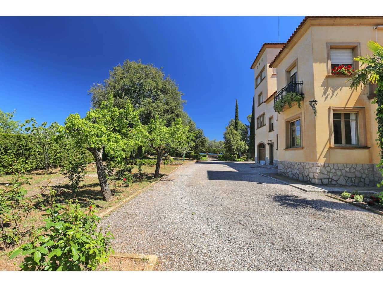 12 sypialnia Willa na sprzedaż w Matadepera z basenem garażem - 1 850 000 € (Ref: 8900738)