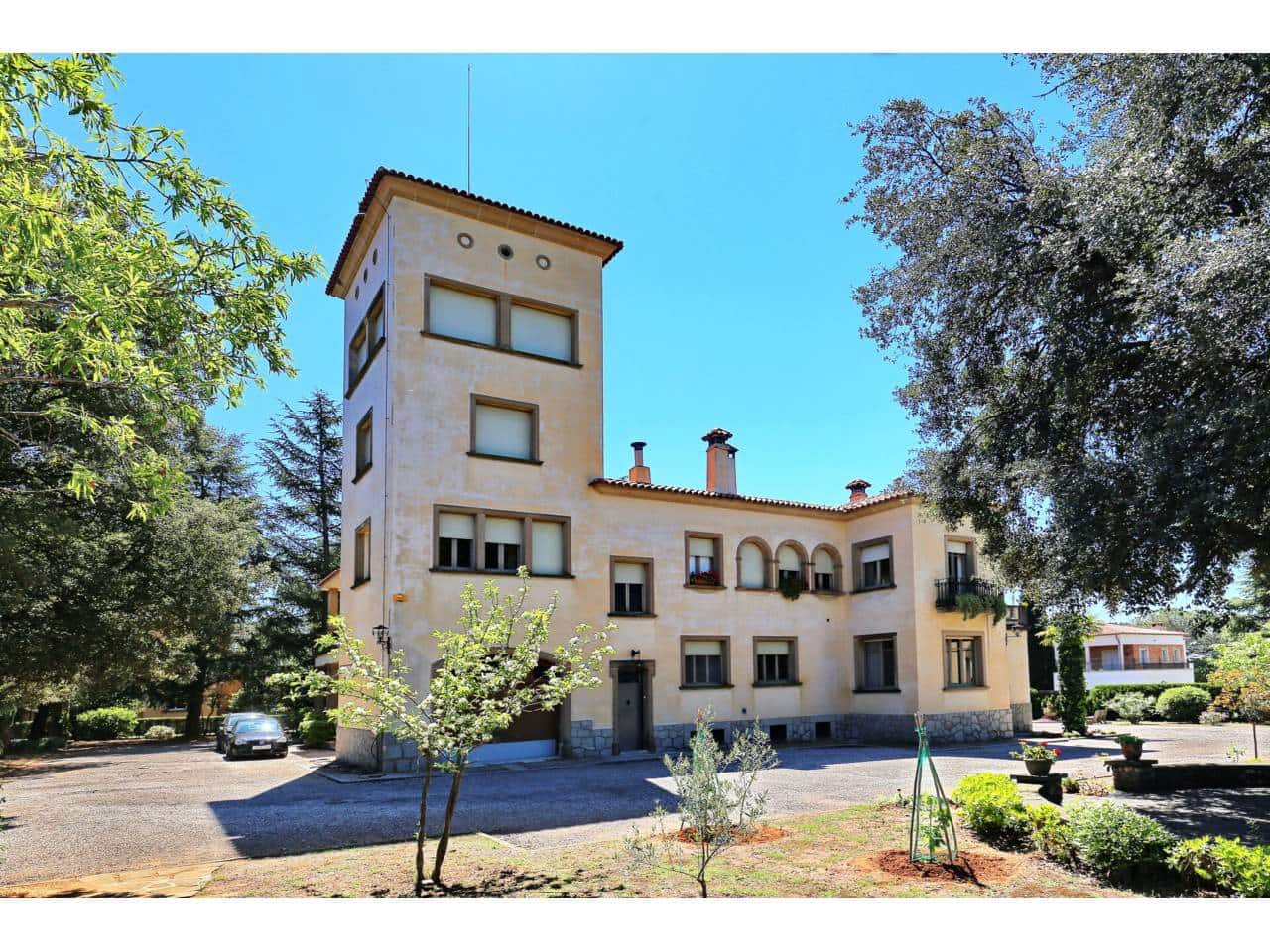 12 sypialnia Willa na sprzedaż w Matadepera z basenem garażem - 1 850 000 € (Ref: 8900738)