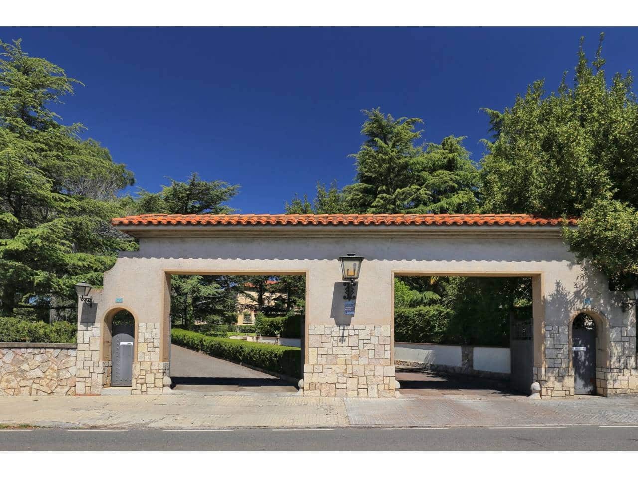 12 sypialnia Willa na sprzedaż w Matadepera z basenem garażem - 1 850 000 € (Ref: 8900738)