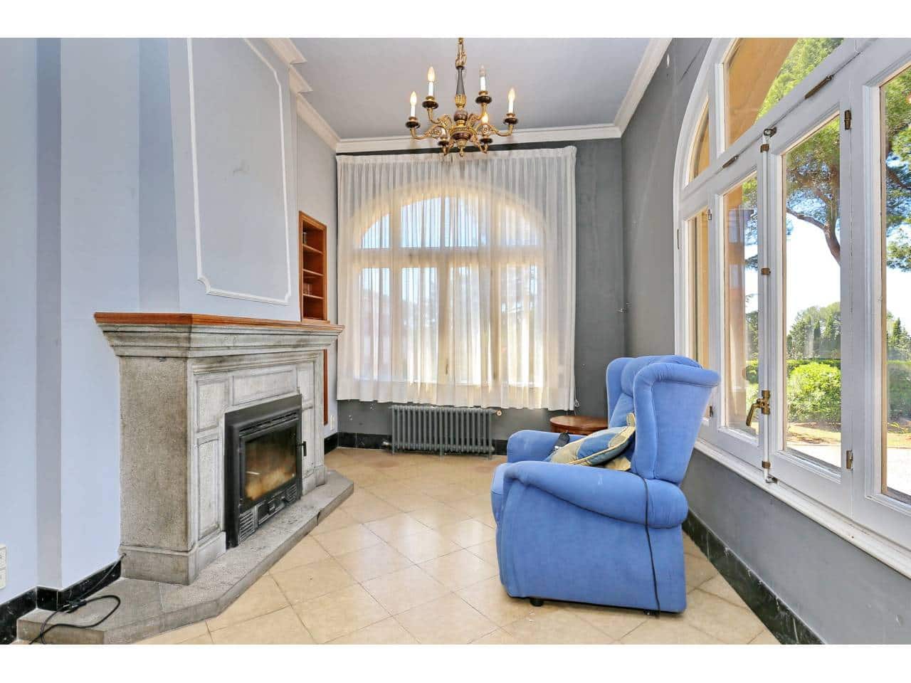 12 sypialnia Willa na sprzedaż w Matadepera z basenem garażem - 1 850 000 € (Ref: 8900738)