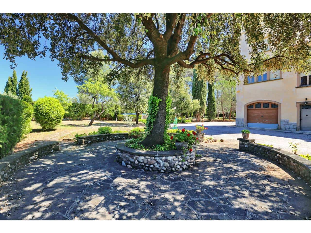 12 sypialnia Willa na sprzedaż w Matadepera z basenem garażem - 1 850 000 € (Ref: 8900738)