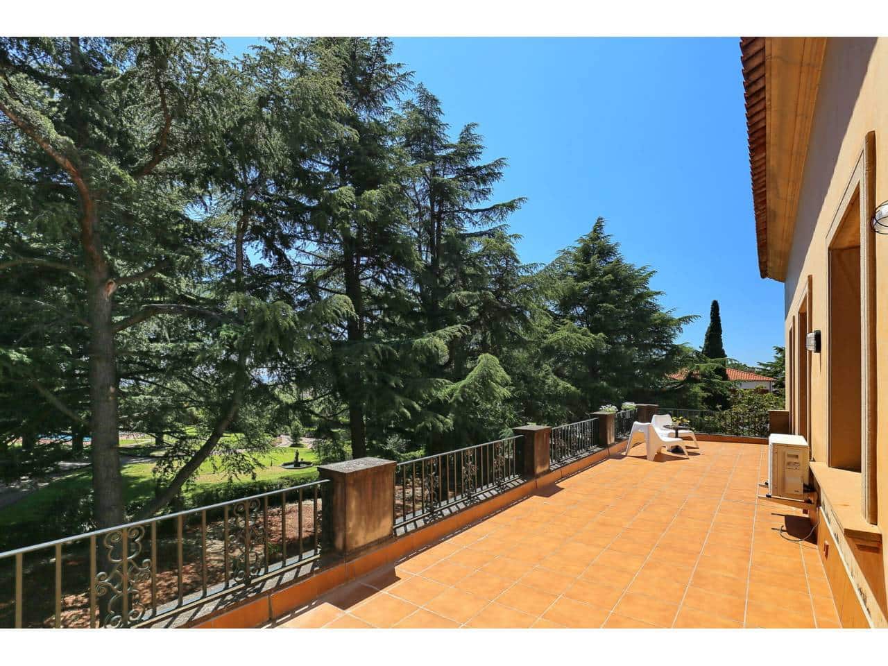 12 sypialnia Willa na sprzedaż w Matadepera z basenem garażem - 1 850 000 € (Ref: 8900738)