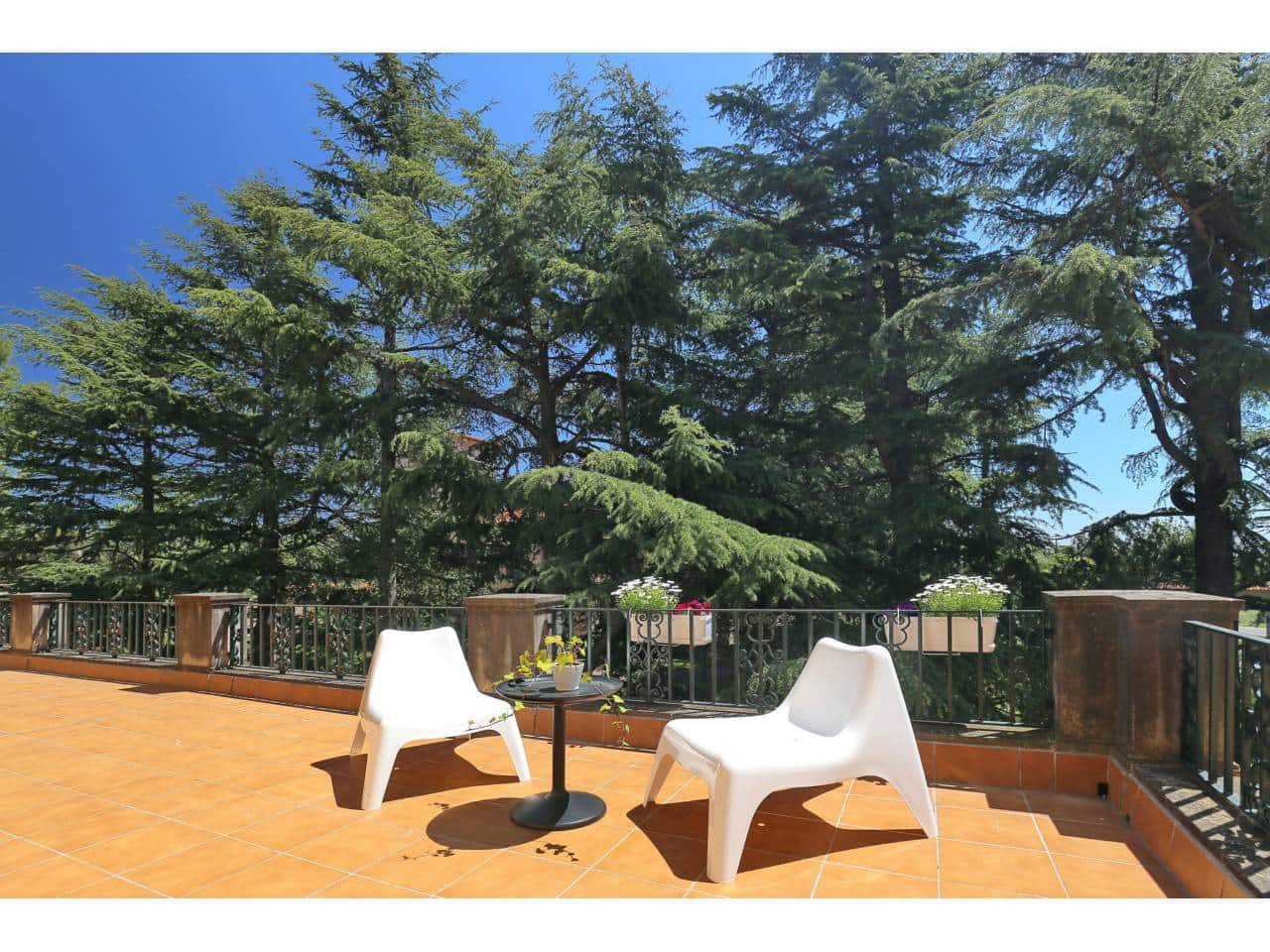 12 sypialnia Willa na sprzedaż w Matadepera z basenem garażem - 1 850 000 € (Ref: 8900738)