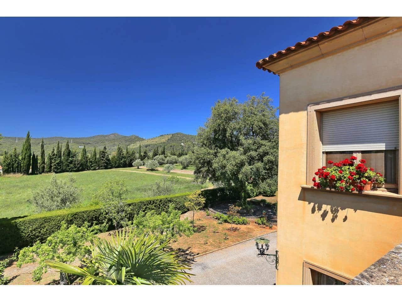 12 sypialnia Willa na sprzedaż w Matadepera z basenem garażem - 1 850 000 € (Ref: 8900738)