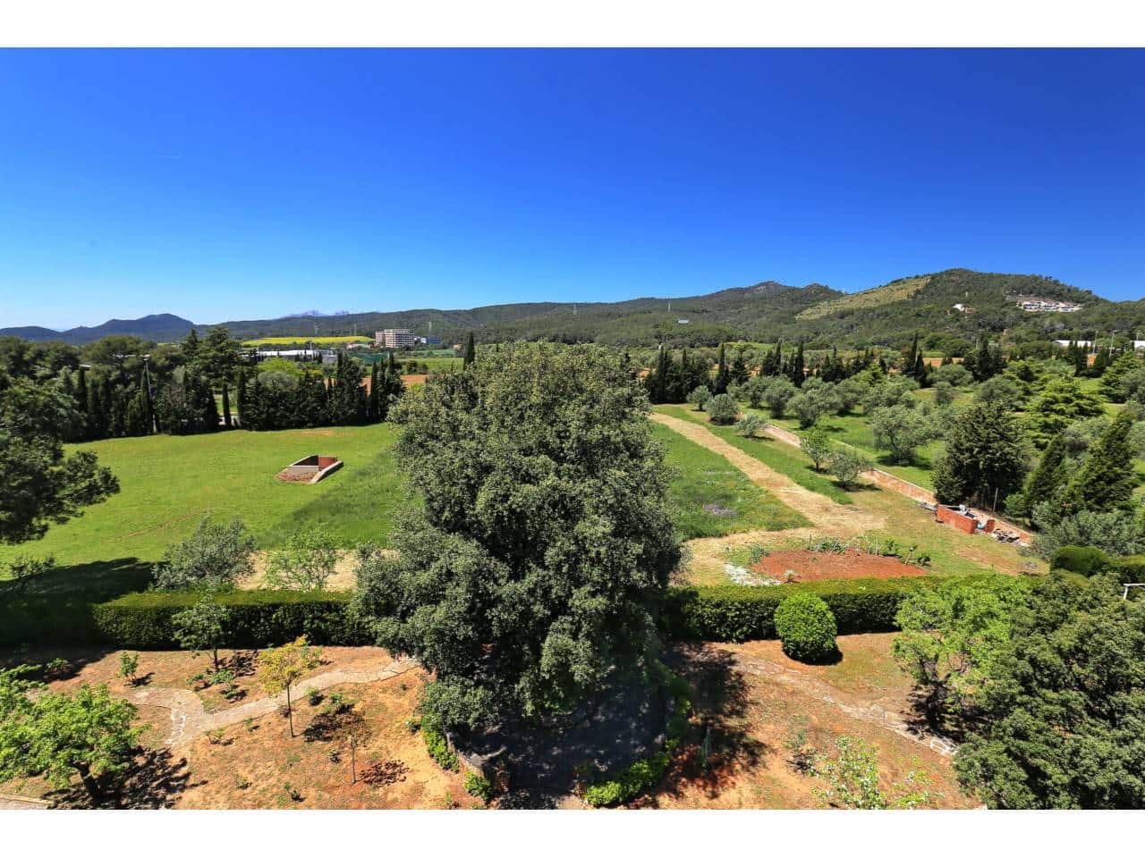 12 sypialnia Willa na sprzedaż w Matadepera z basenem garażem - 1 850 000 € (Ref: 8900738)