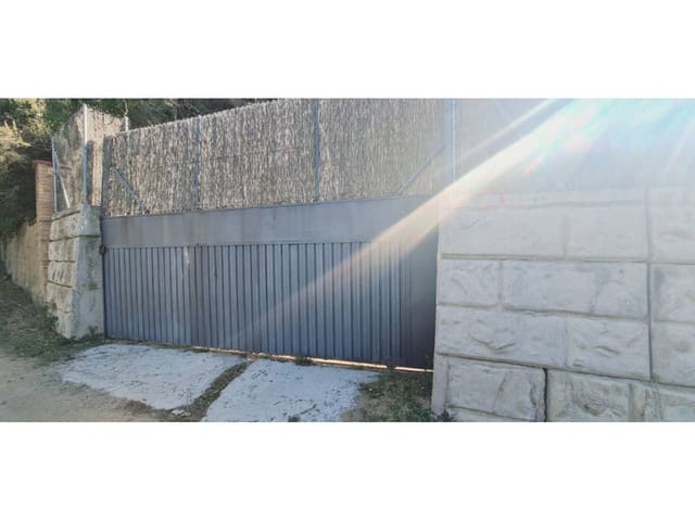 Tomt till salu i Sant Fost de Campsentelles - 150 000 € (Ref: 8900745)