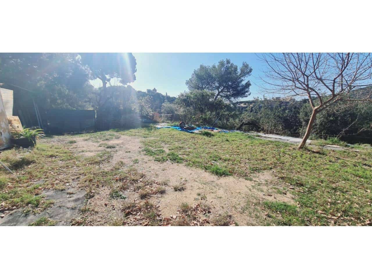 Działka budowlana na sprzedaż w Badalona - 150 000 € (Ref: 8900746)