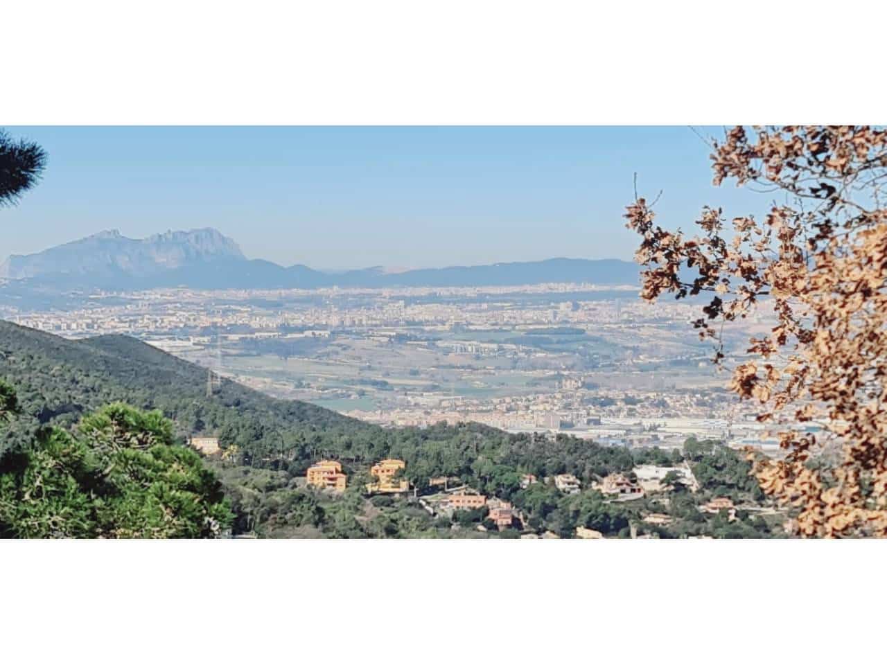 Działka budowlana na sprzedaż w Badalona - 150 000 € (Ref: 8900746)