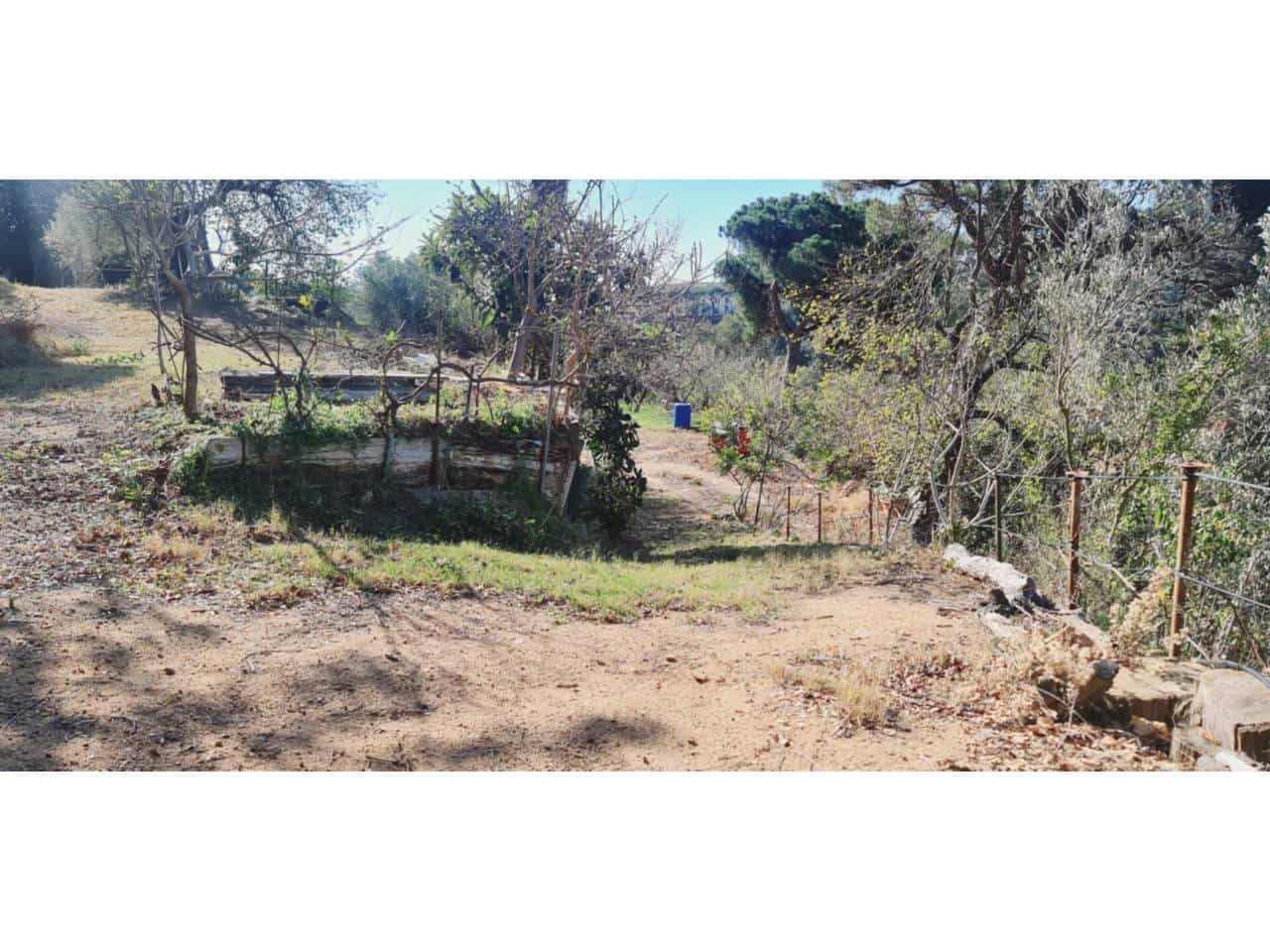 Działka budowlana na sprzedaż w Badalona - 150 000 € (Ref: 8900746)