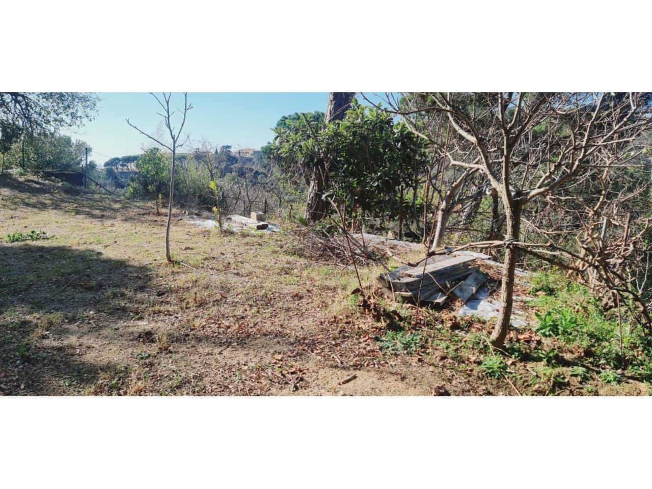 Działka budowlana na sprzedaż w Badalona - 150 000 € (Ref: 8900746)