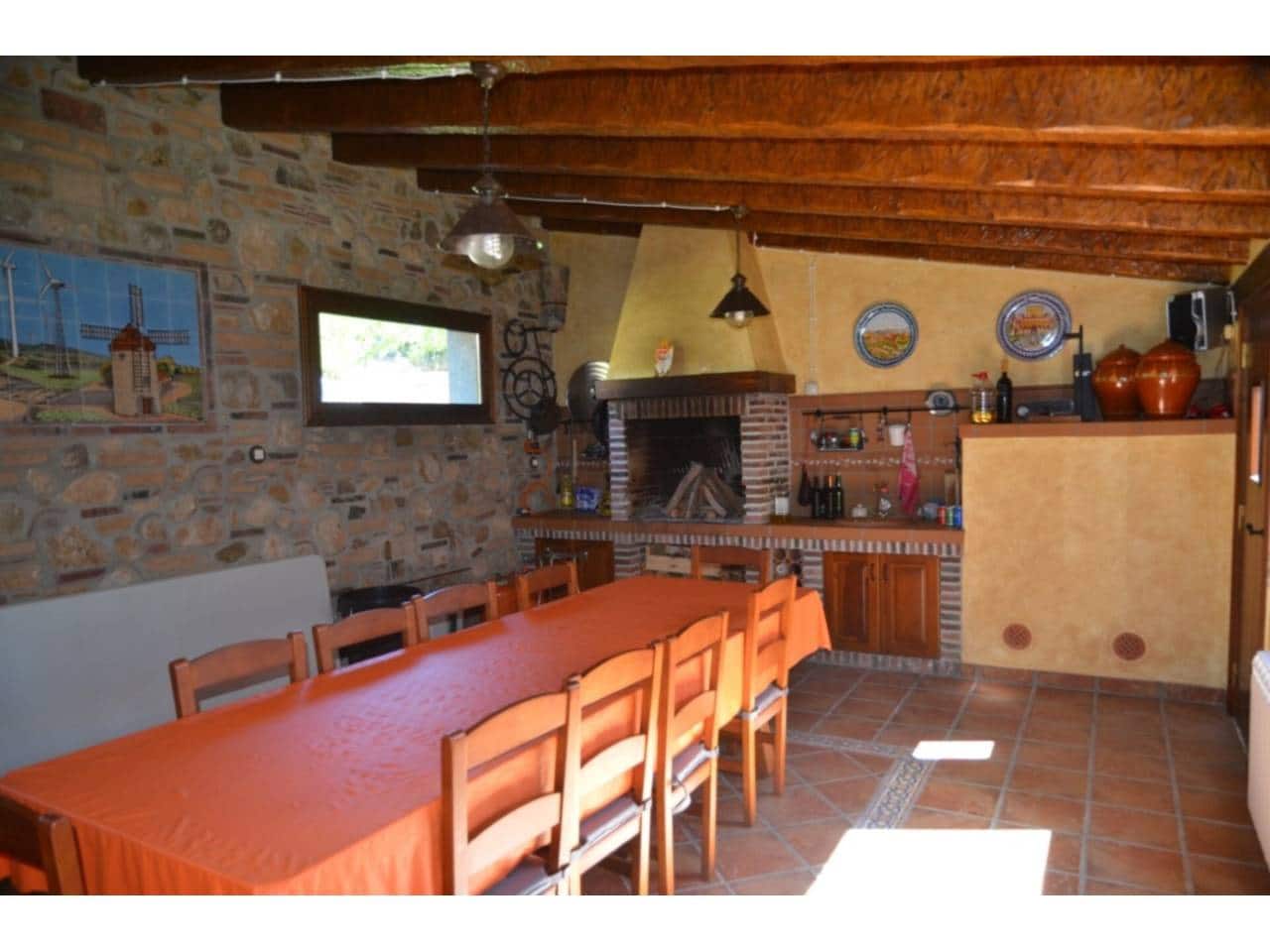 4 sypialnia Finka/Dom wiejski na sprzedaż w L'Ametlla del Valles z basenem garażem - 770 000 € (Ref: 8900757)