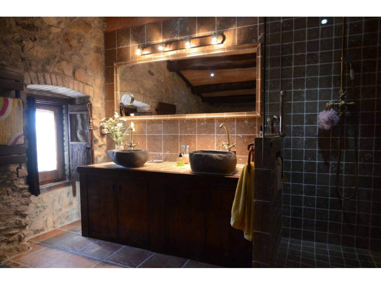 4 sypialnia Finka/Dom wiejski na sprzedaż w L'Ametlla del Valles z basenem garażem - 770 000 € (Ref: 8900757)