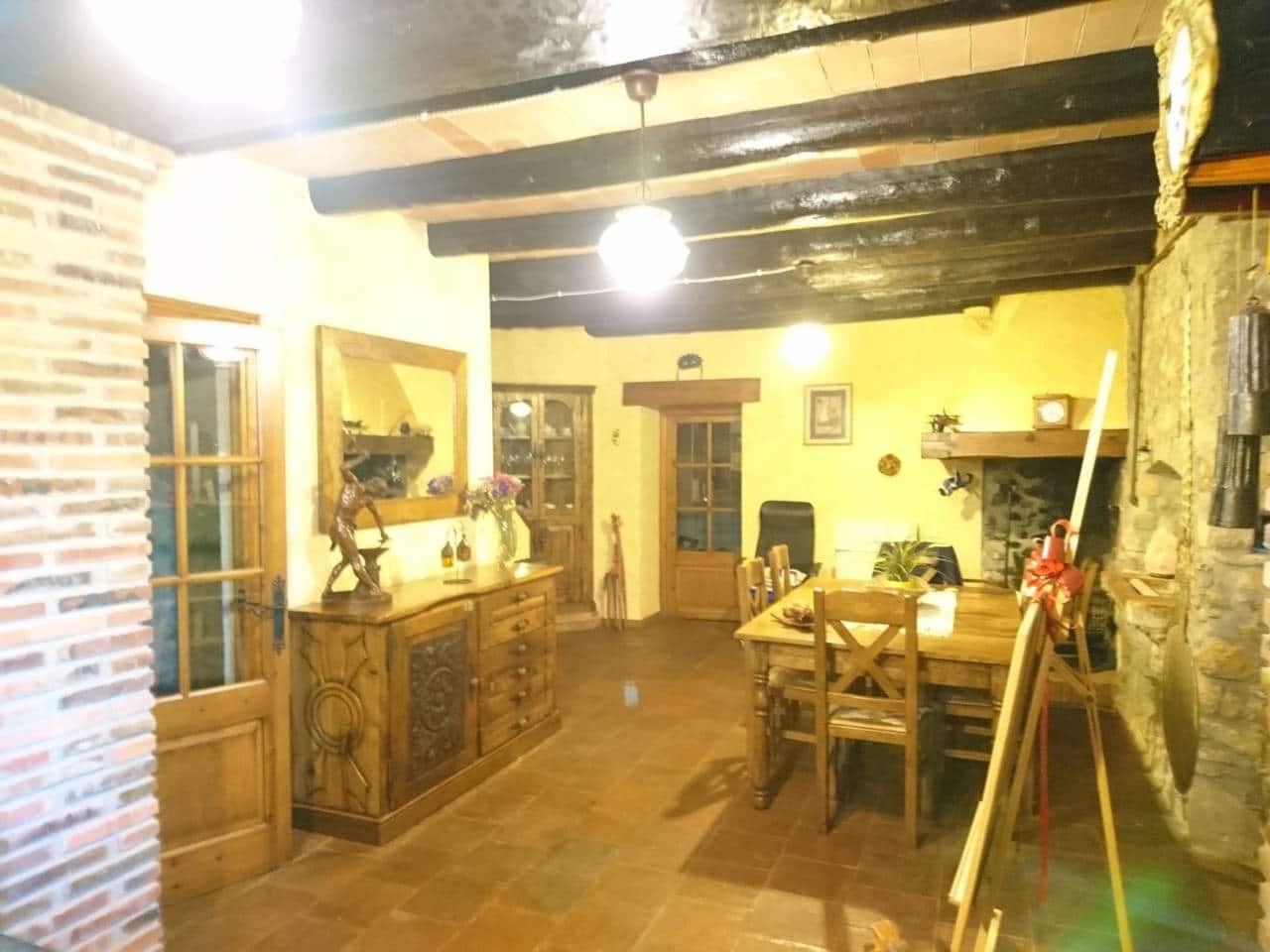 4 sypialnia Finka/Dom wiejski na sprzedaż w L'Ametlla del Valles z basenem garażem - 770 000 € (Ref: 8900757)