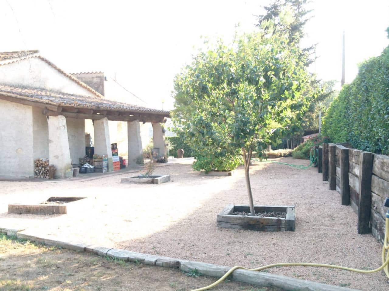 4 sypialnia Finka/Dom wiejski na sprzedaż w L'Ametlla del Valles z basenem garażem - 770 000 € (Ref: 8900757)