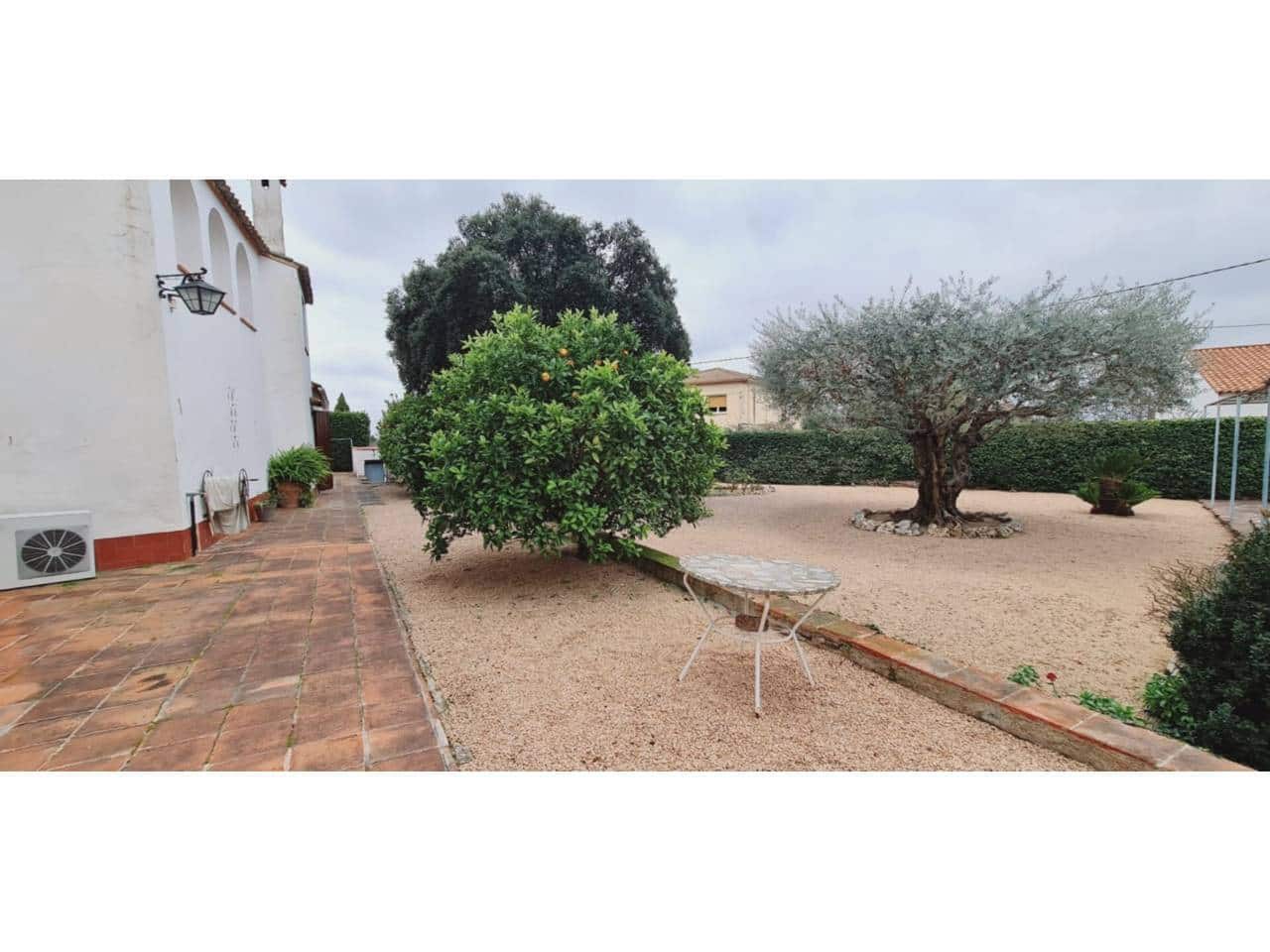 10 soveværelse Finca/Landehus til salg i Les Franqueses del Valles med garage - € 750.000 (Ref: 8900759)